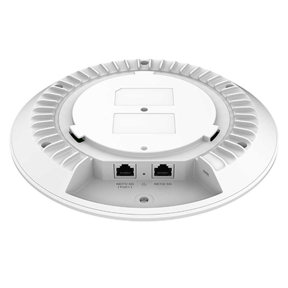 Grandstream GWN7672 Tri-Band Wi-Fi 7 Access Point built for high-demand environments.