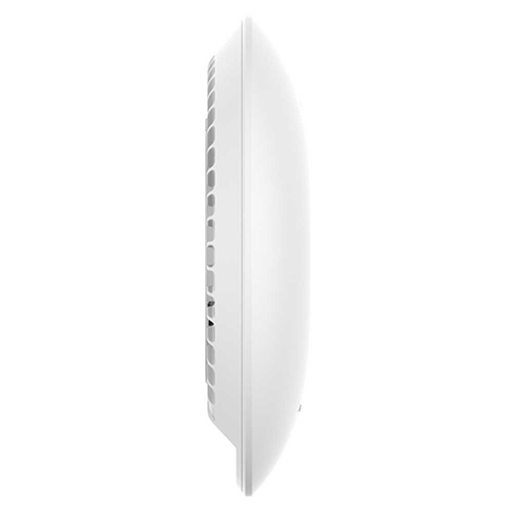 Grandstream GWN7672 Tri-Band Wi-Fi 7 Access Point built for high-demand environments.